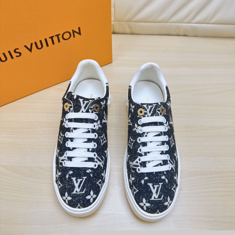 l**is V*t*n sneakers